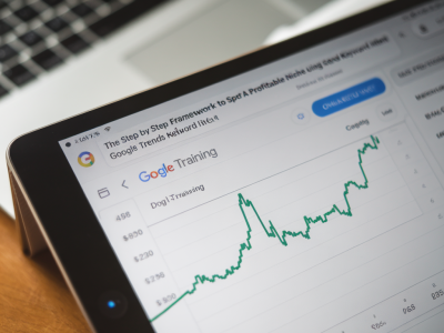 The step-by-step framework to spot a profitable niche using google trends and keyword intent